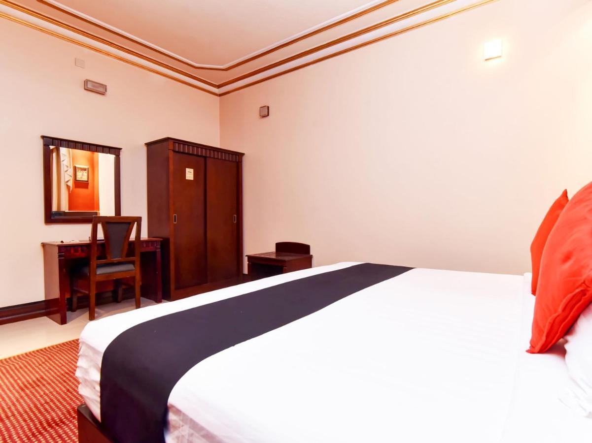 Al Mansour Grand Hotel Ḩafar al Bāţin Exteriör bild