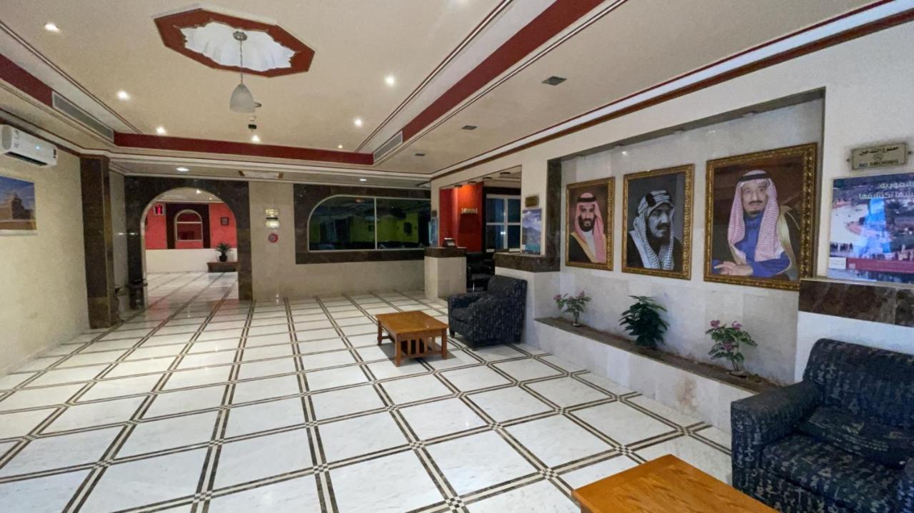 Al Mansour Grand Hotel Ḩafar al Bāţin Exteriör bild