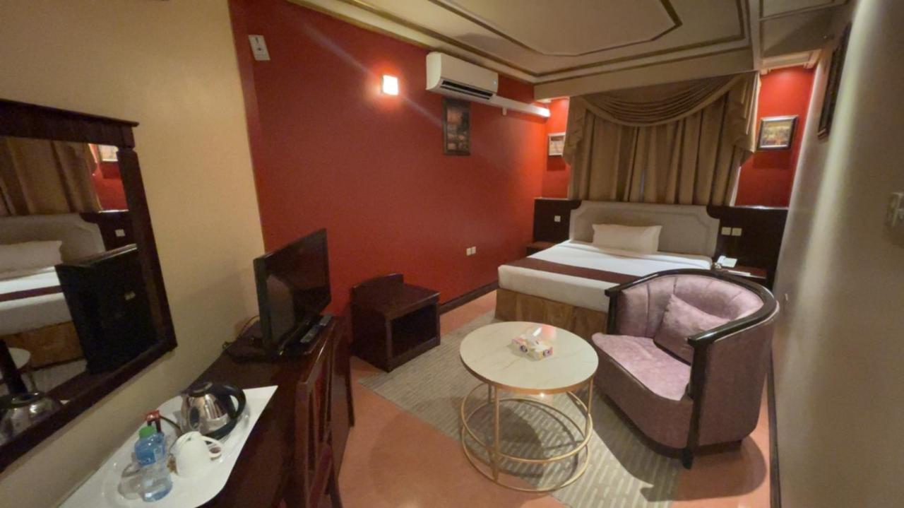 Al Mansour Grand Hotel Ḩafar al Bāţin Exteriör bild