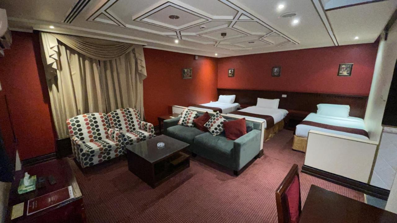 Al Mansour Grand Hotel Ḩafar al Bāţin Exteriör bild