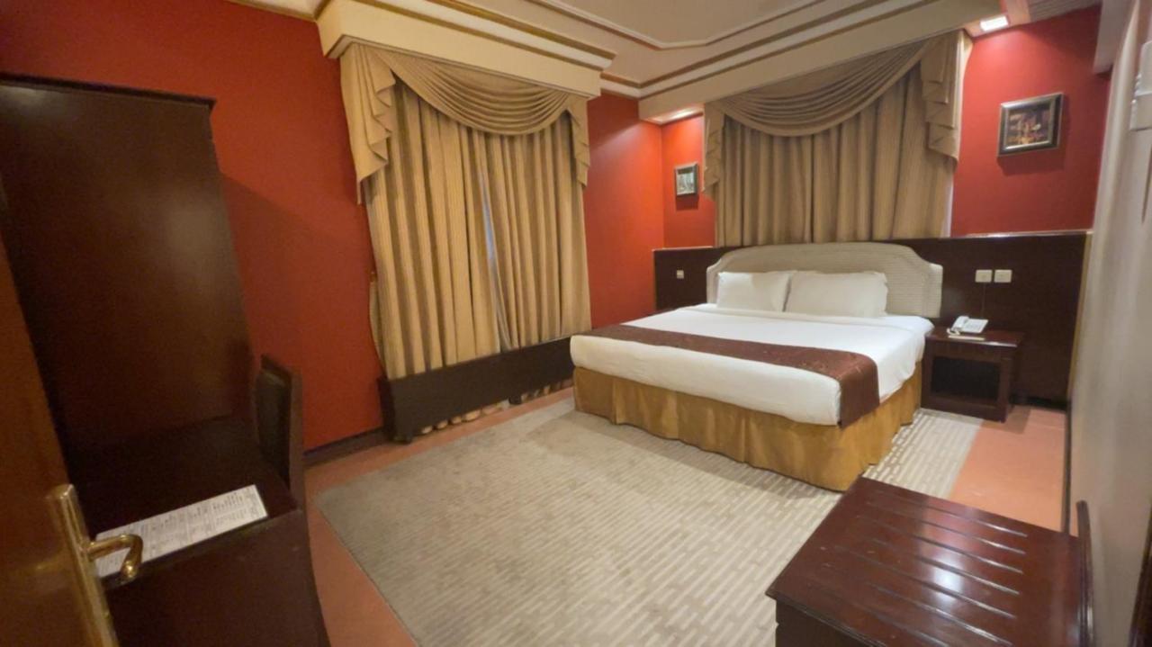 Al Mansour Grand Hotel Ḩafar al Bāţin Exteriör bild