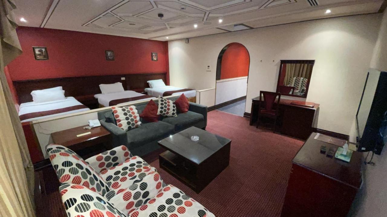 Al Mansour Grand Hotel Ḩafar al Bāţin Exteriör bild